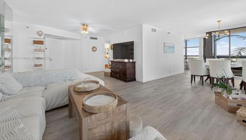 3500 Mystic Pointe Dr