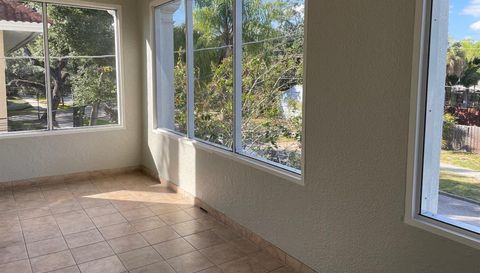 1806 W MORRISON AVENUE