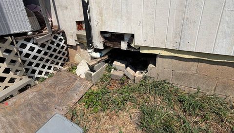 111 W Mimosa Dr