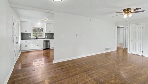 21 Nebo Dr