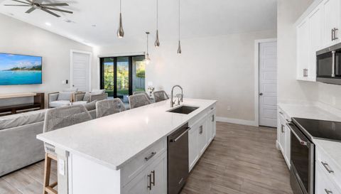 23208 W Eldorado Ave