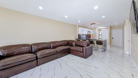 3100 NE 48th Street