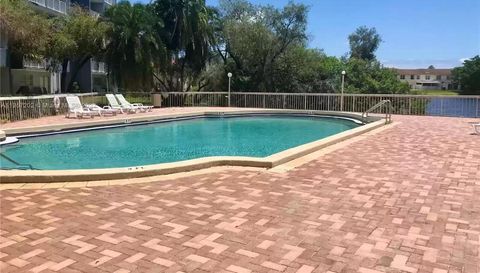 9375 Fontainebleau Blvd