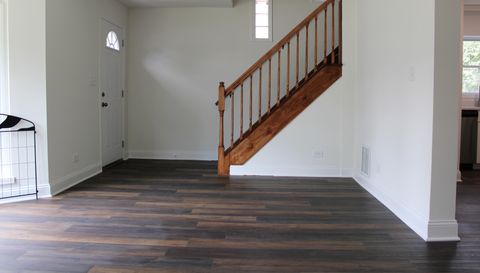 1052 W 111th Pl