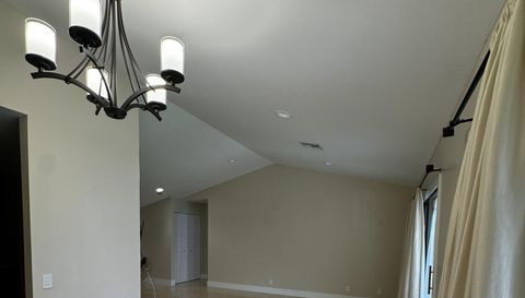 5520 Coach House Cir