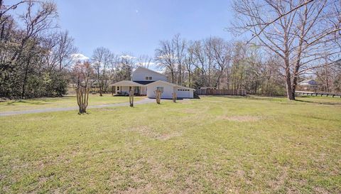 6611 Crooked Creek
