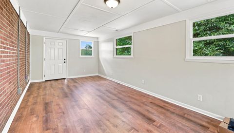 1496 Jenkins Valley Rd