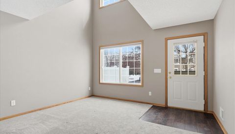 11462 Elmwood Avenue N