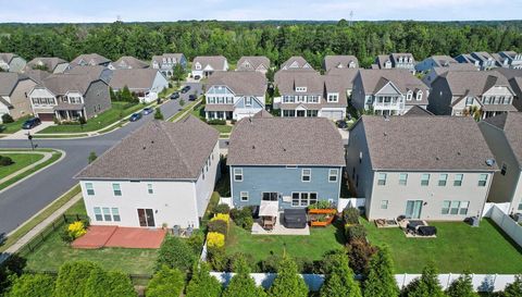 1106 Thessallian Ln