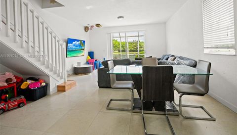 3676 San Simeon Cir
