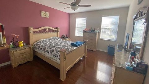 10503 PALM COVE AVENUE