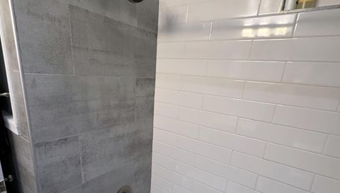 1803 White Oak Hollow NE