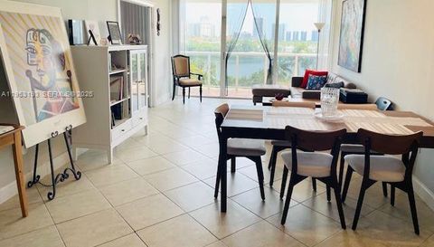 3675 N Country Club Dr