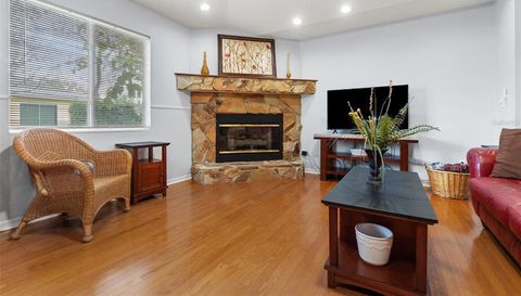 958 RIDGEWOOD TERRACE