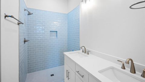 25100 Romar Vista Place