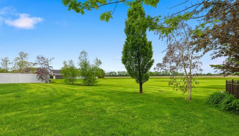 1168 Meadow Path