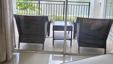 3135 NE 184th St APT 2104
