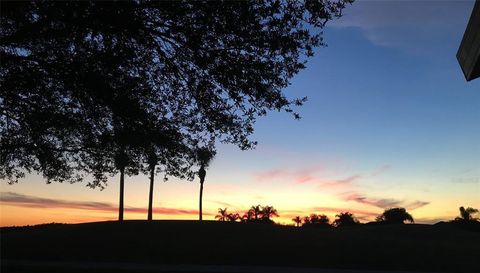 1231 FLORA VISTA
