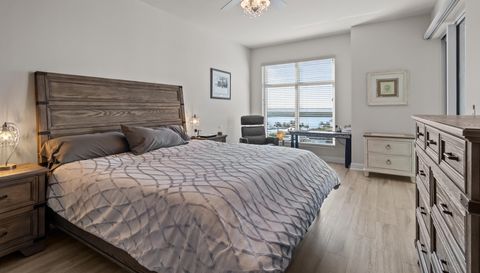 6061 Silver King Blvd