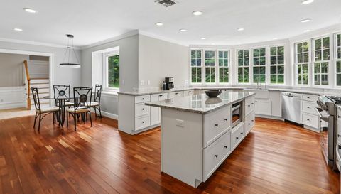 535 N Salem Rd