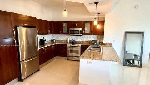 19900 W Country Club Dr