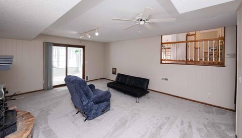 8125 Spring Valley Road