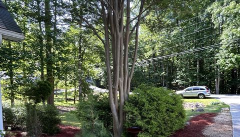 146 Pinebrook Dr
