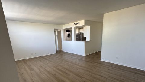 1600 SE 15th St APT 607