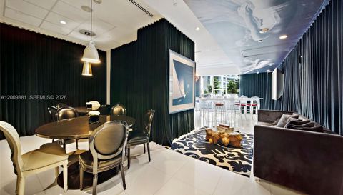465 Brickell Ave