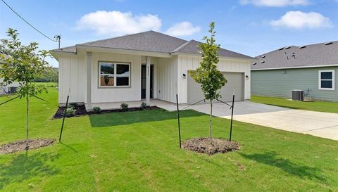 1255 Pecan Valley DR