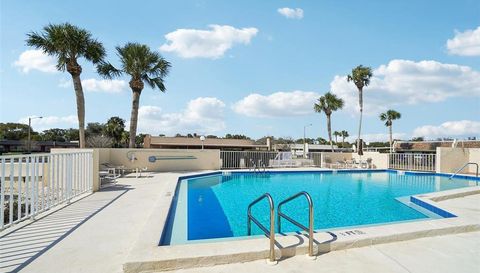 11210 CARRIAGE HILL DRIVE