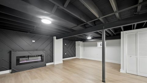 8389 S Baltimore Ave