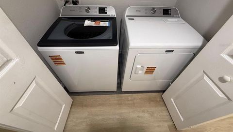 3478 Westchester Square