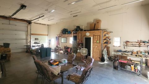 15772 East 1000th Avenue