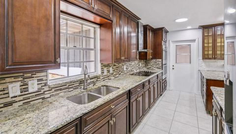 1135 East State Rd 46 Geneva Fl 32732