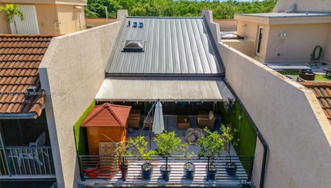 6124 Paradise Point Dr