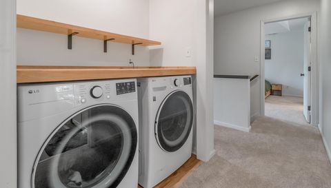 12328 Sandringham Pl