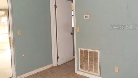 3621 NE 28TH TERRACE