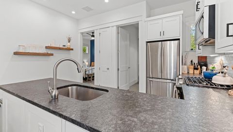 3206 Garden Villa LN