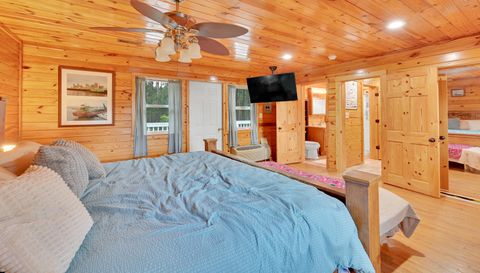 640 Old Pamlico Beach Rd W