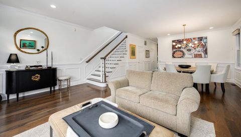 1303 W Schubert Avenue