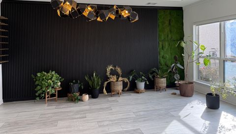 2832 Fountain Park Dr