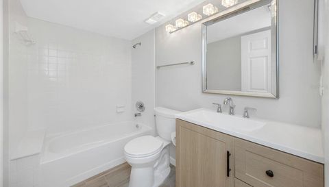 3166 LAKE PINE WAY S