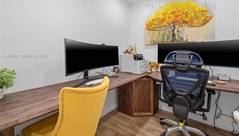 600 Three Islands Blvd