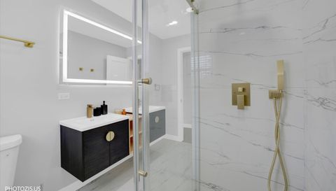 2N356 Prairie Avenue