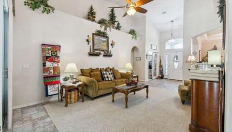 1900 Griff Wood Ct