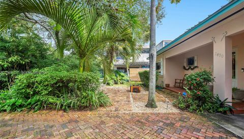 2496 - 2490 Abaco Avenue