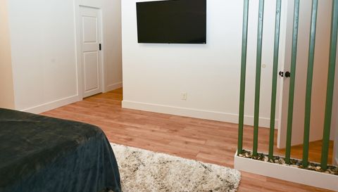 411 S Pleasant Ridge Rd