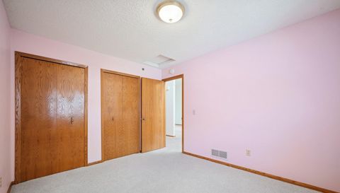 2639 Lake Court Circle