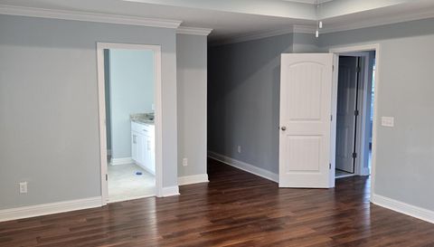 124 John Eady Ct